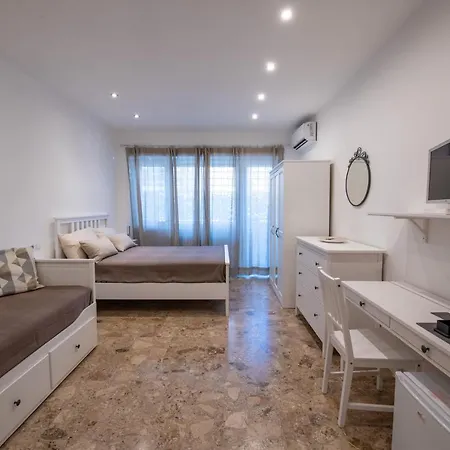 Casa Rosa Beige E Blu شقة