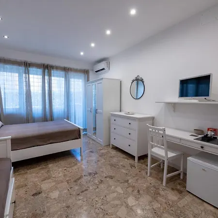 Casa Rosa Beige E Blu