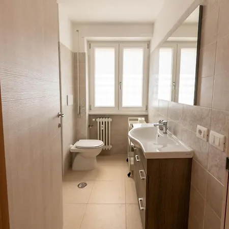 Casa Rosa Beige E Blu Rzym