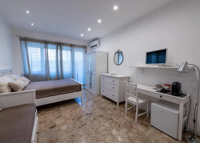 Casa Rosa Beige E Blu